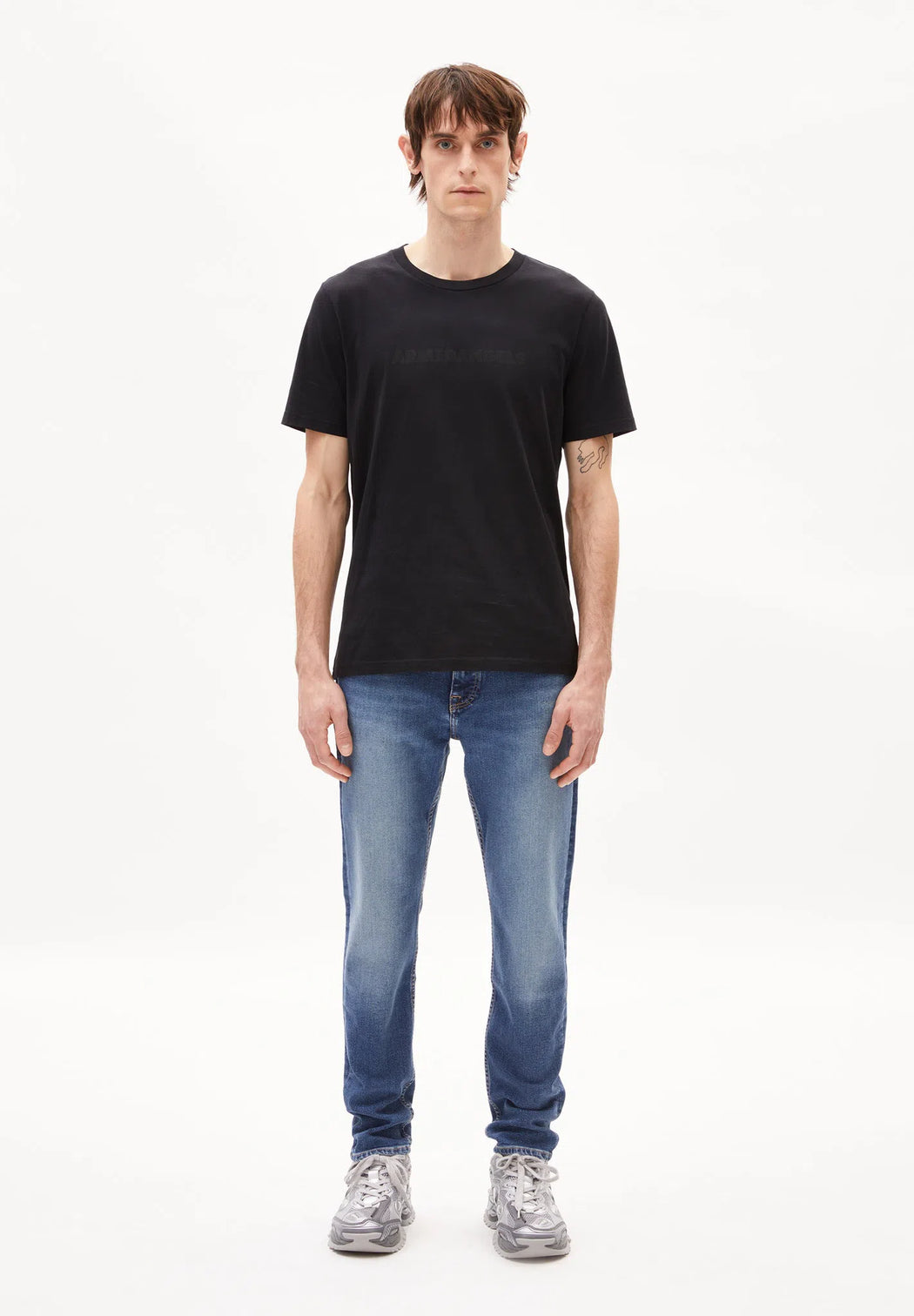 Aarjo Dive Tapered Jeans-Armedangels-Jeans-ROTATION BOUTIQUE BERLIN