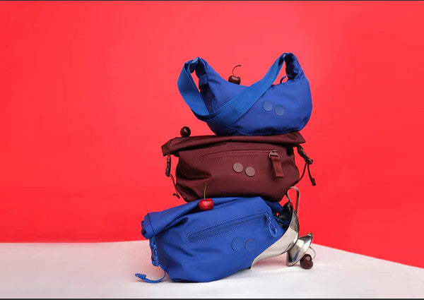 drei bunte pinqponq Aksel Taschen