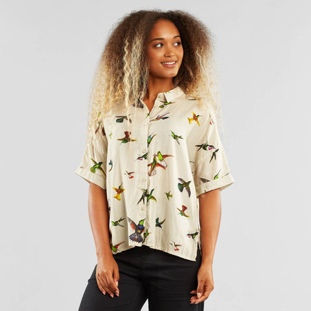 Dedicated - Nibe Hummingbirds - Bluse mit Allover Print-ROTATION BOUTIQUE