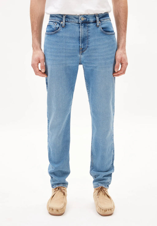 Aarjo Cloud Tapered Jeans-Armedangels-Jeans-ROTATION BOUTIQUE BERLIN