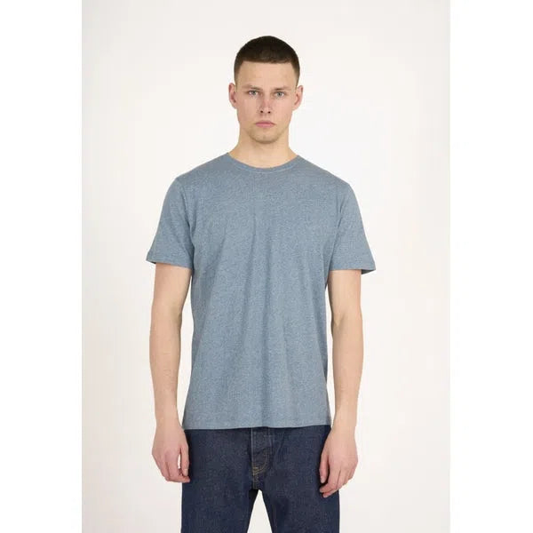 Basic T-Shirt aus Bio-Baumwolle-Knowledge Cotton Apparel-T-Shirts-ROTATION BOUTIQUE BERLIN