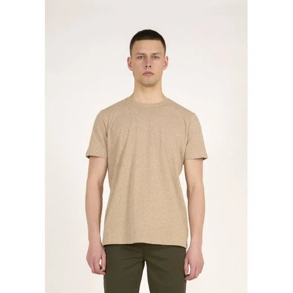 Basic T-Shirt aus Bio-Baumwolle-Knowledge Cotton Apparel-T-Shirts-ROTATION BOUTIQUE BERLIN