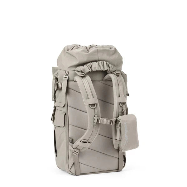 Blok Crinkle Taupe - Rucksack-Pinqponq-Rucksäcke-ROTATION BOUTIQUE