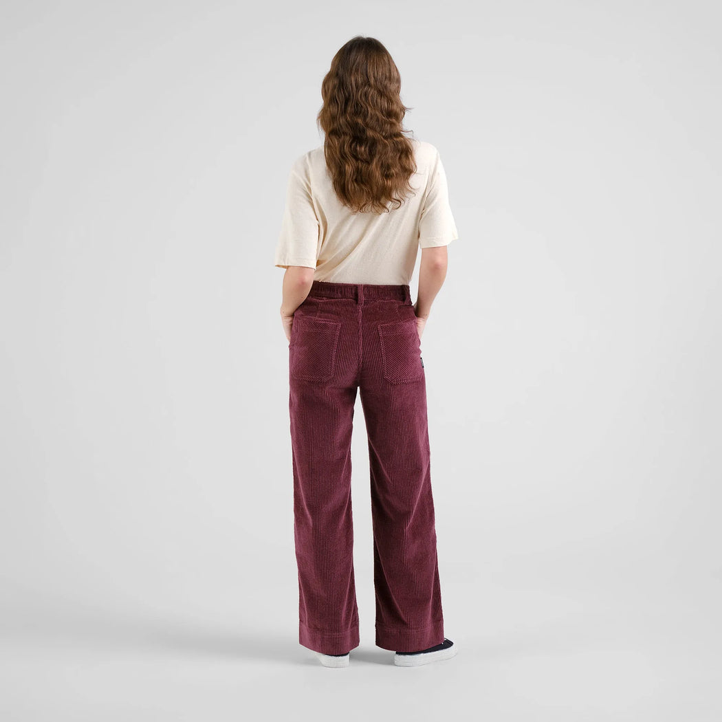 Cordhose Vara Workwear-Dedicated-Hosen-ROTATION BOUTIQUE BERLIN