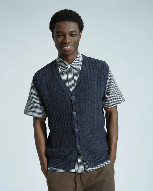 Cropper Sleeveless Herren Cardigan-Far Afield-Pullis & Sweatshirts-ROTATION BOUTIQUE BERLIN