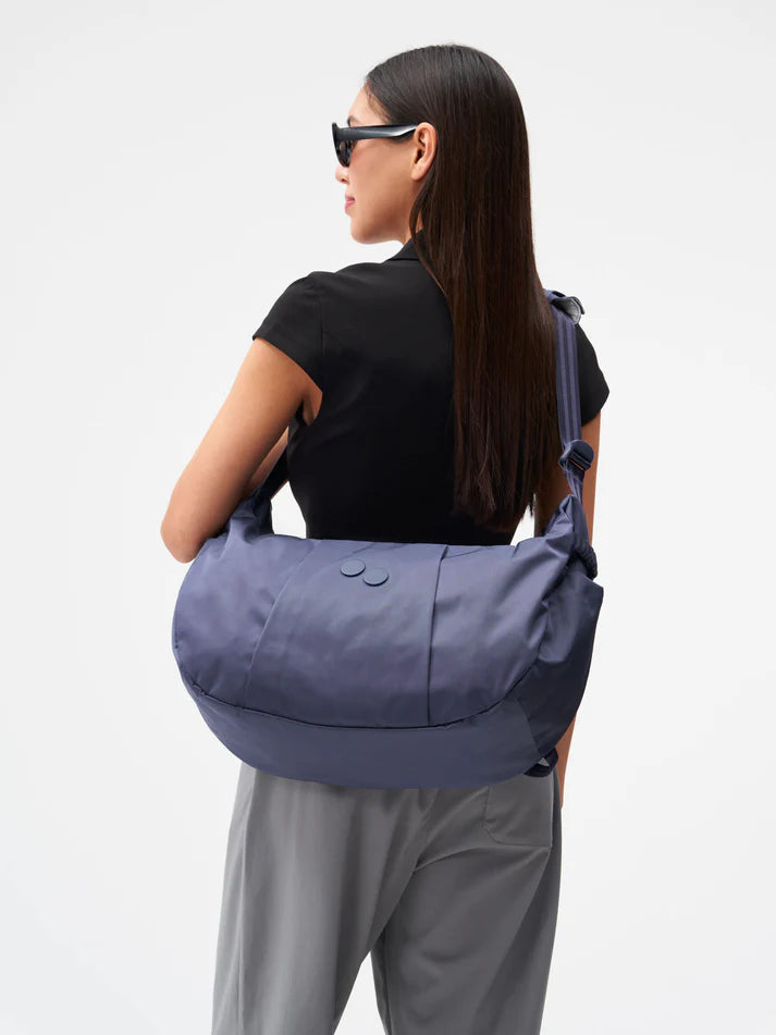 Cross-Body Umhängetasche Krumm Large-Pinqponq-Taschen-ROTATION BOUTIQUE BERLIN