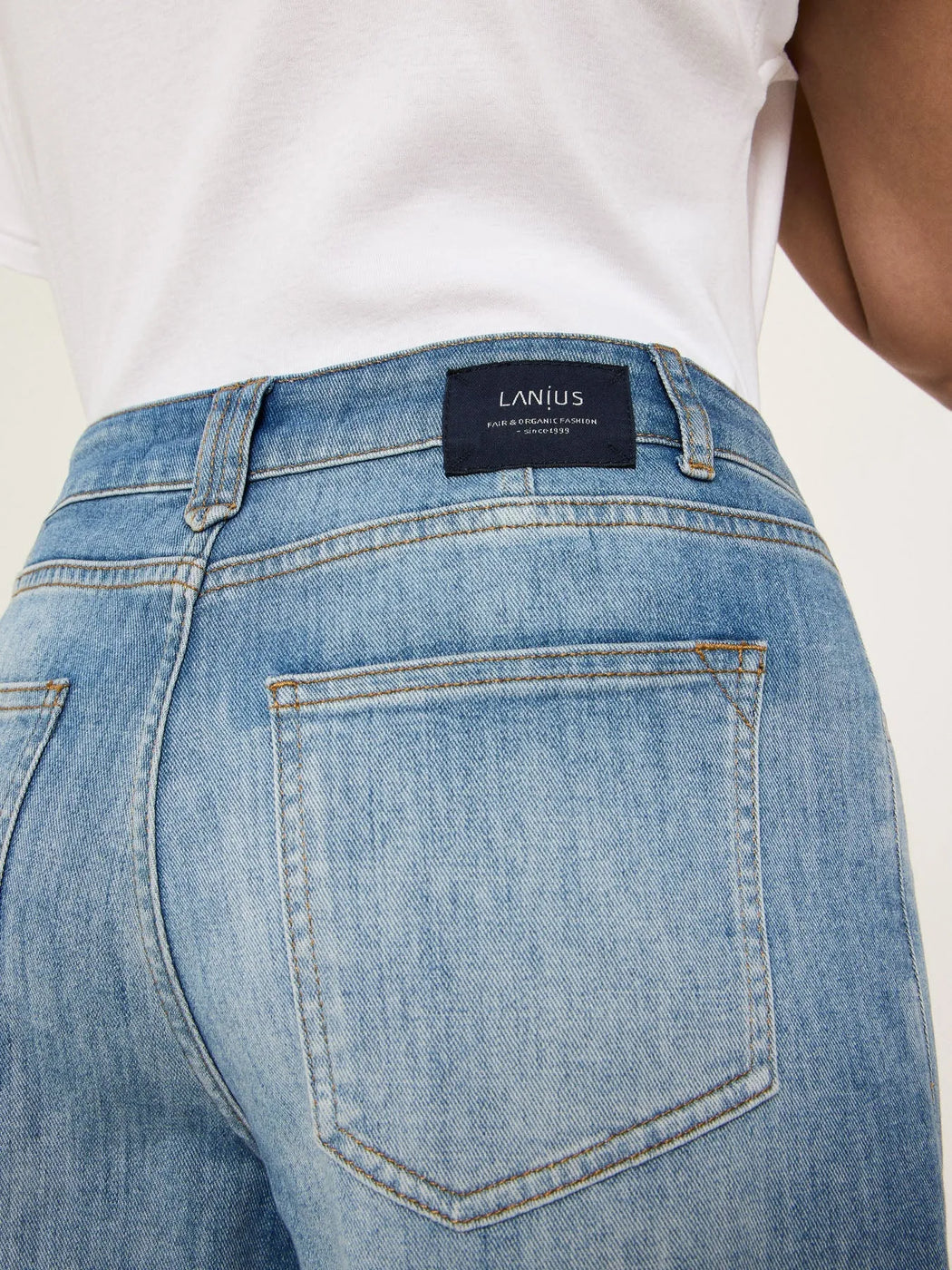 Damen Relaxed Fit Jeans – GOTS-zertifiziert-Lanius-Hosen-ROTATION BOUTIQUE BERLIN