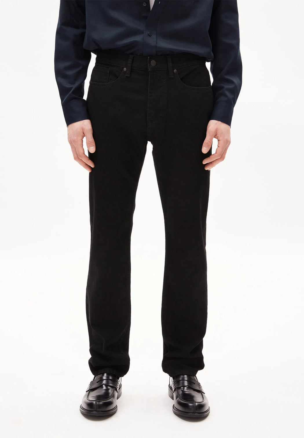 Dylaano Solid Black Jeans-Armedangels-Jeans-ROTATION BOUTIQUE BERLIN