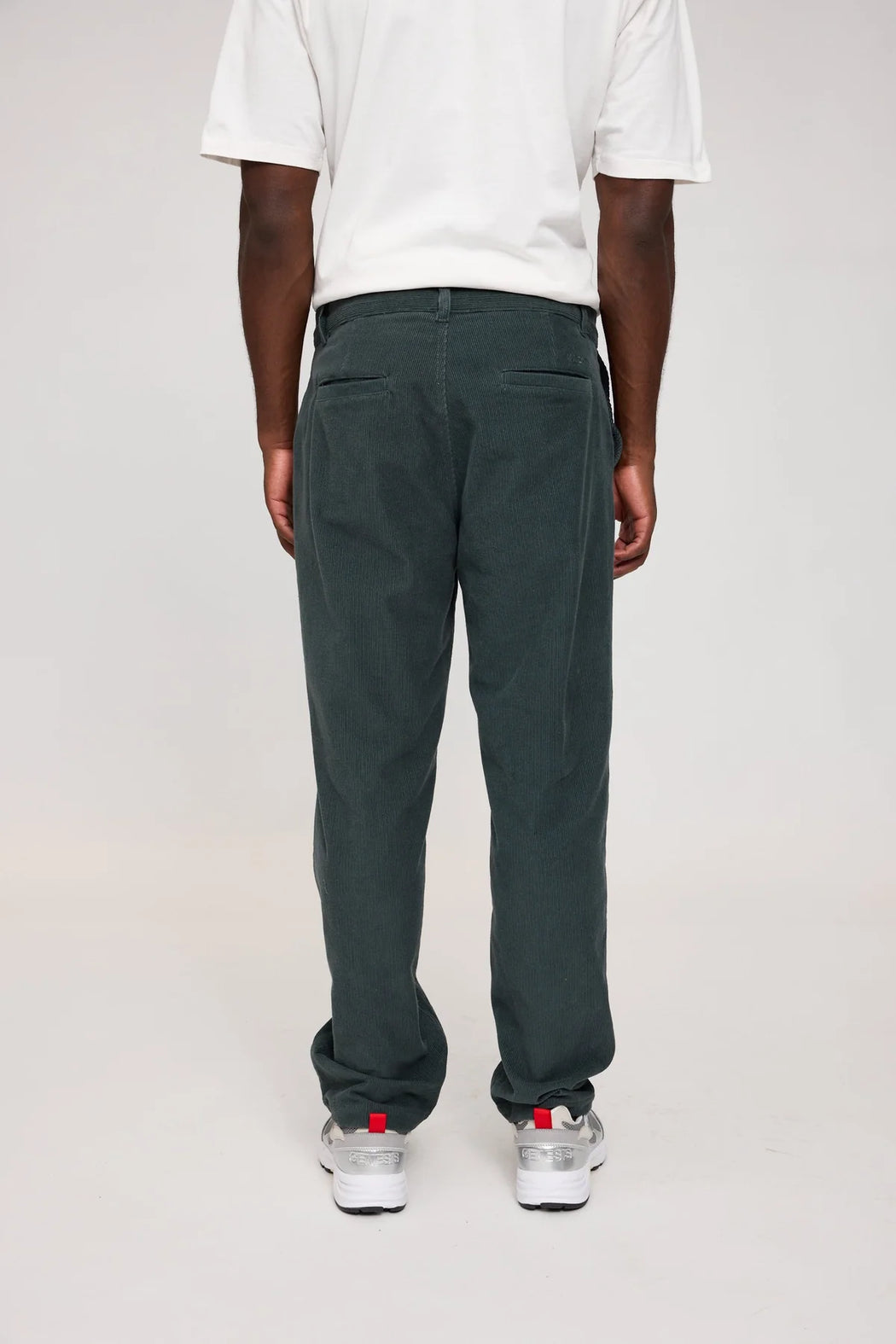 Herren Cordhose-Mazine-Hosen-ROTATION BOUTIQUE BERLIN