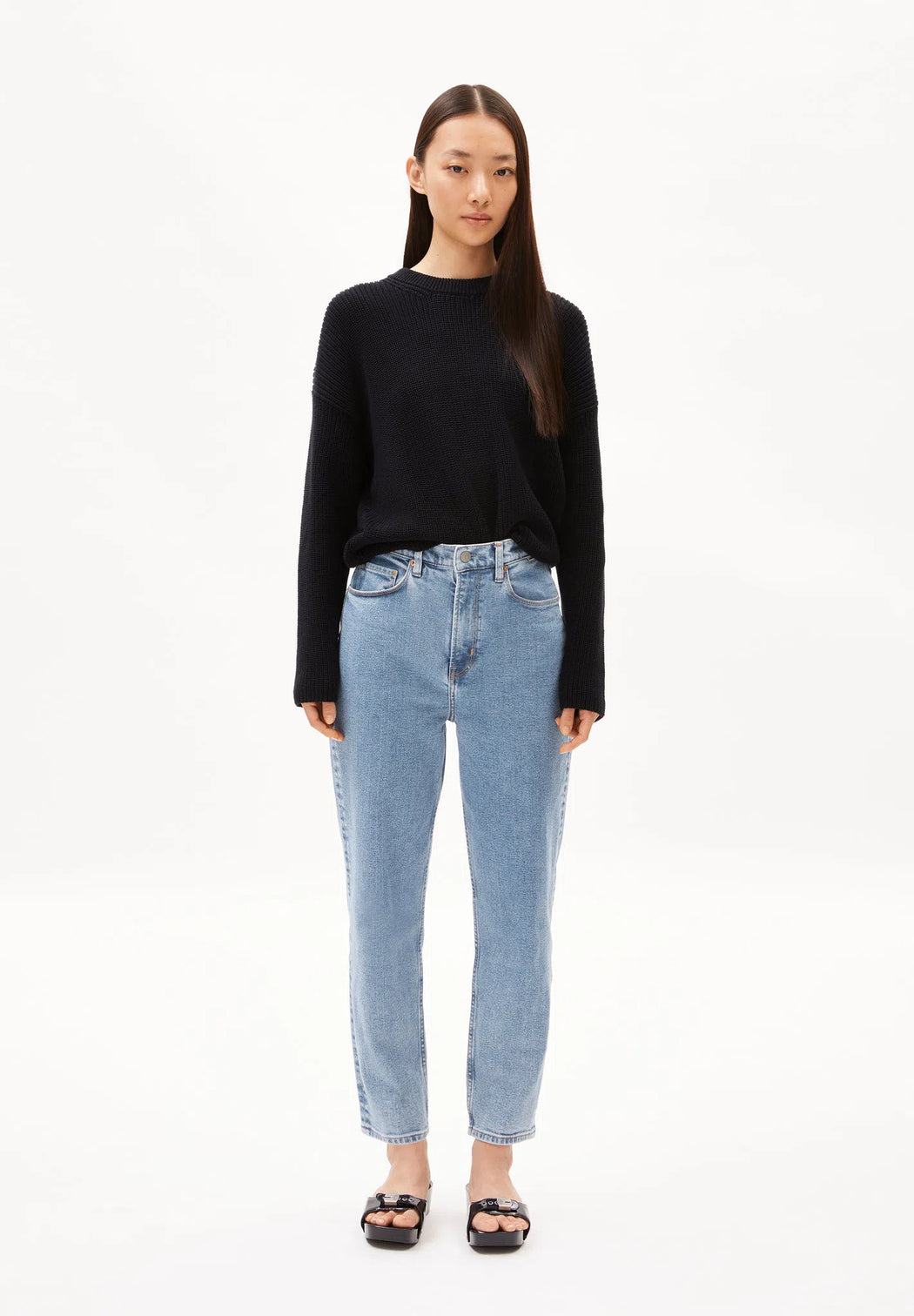 Mairaa Mom Jeans Blau-Armedangels-Hosen-ROTATION BOUTIQUE BERLIN