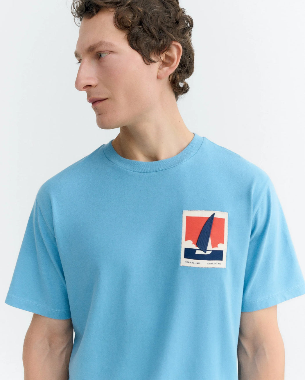 Optimist Patch T-Shirt Herren-Thinking Mu-T-Shirts-ROTATION BOUTIQUE BERLIN