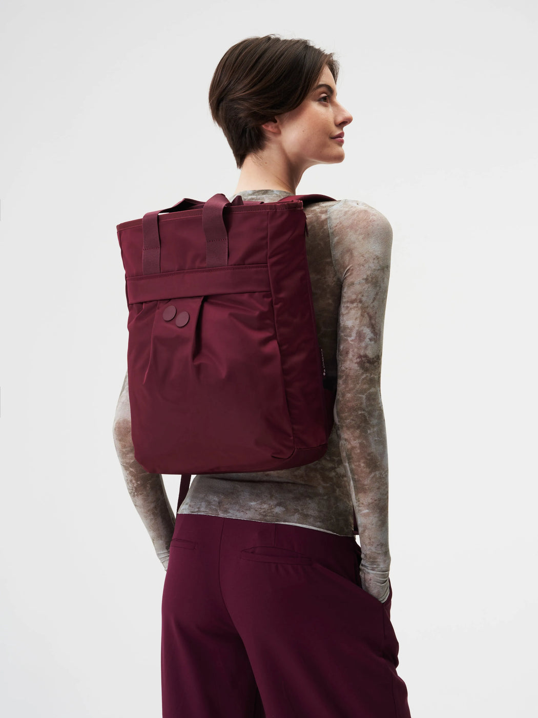 Rucksack Tache Komo Glazed Red-Pinqponq-Rucksäcke-ROTATION BOUTIQUE BERLIN