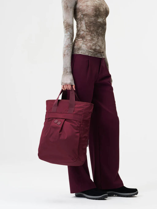 Rucksack Tache Komo Glazed Red-Pinqponq-Rucksäcke-ROTATION BOUTIQUE BERLIN