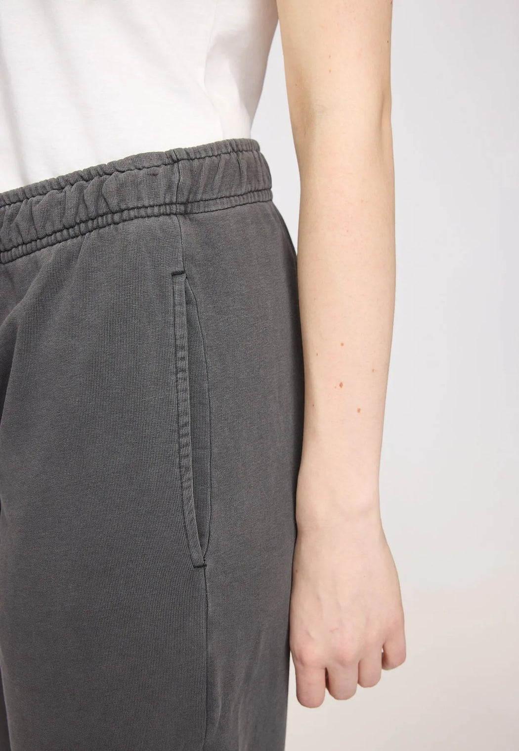 Unisex Jogginghose-Mazine-Hosen-ROTATION BOUTIQUE BERLIN