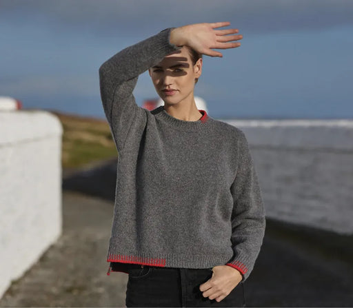 CREW NECK WITH BLANKET STITCH DETAILING von Fisherman – Bild 1