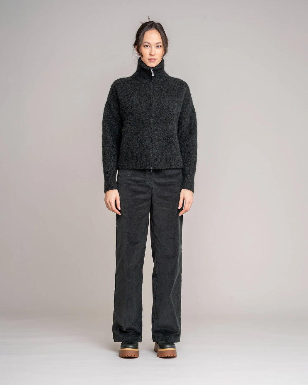 Damen Woll Cardigan Susy mit Stehkragen von Johnnylove – Bild 4