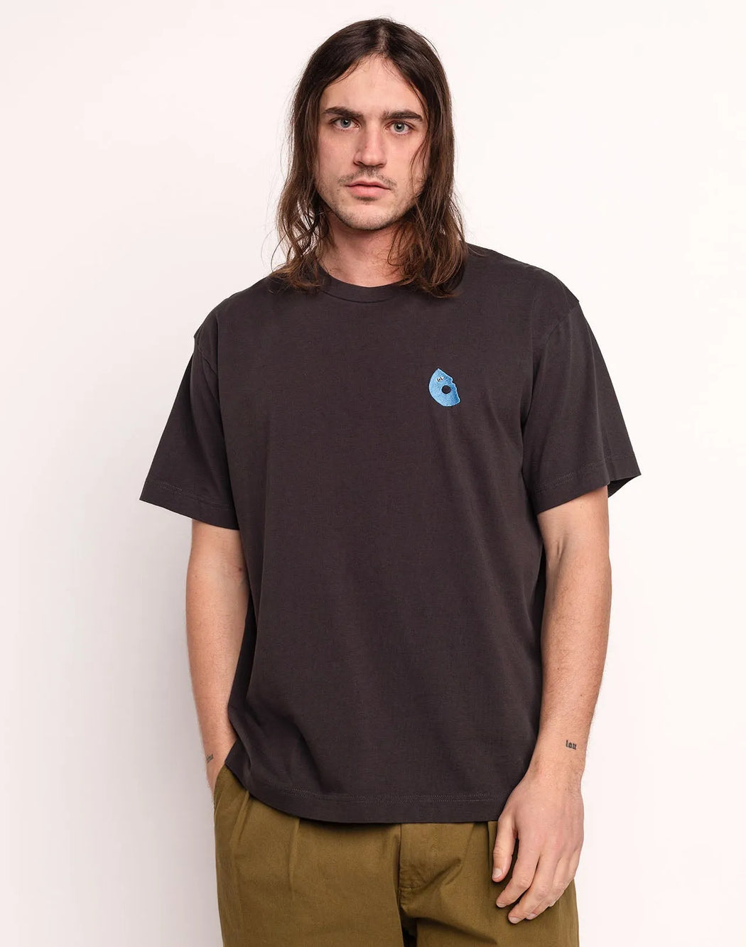 Herren T-Shirt Primitive Futur von OLOW – Bild 2