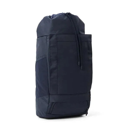 Blok Large Fjord Navy - Rucksack von Pinqponq – Bild 2