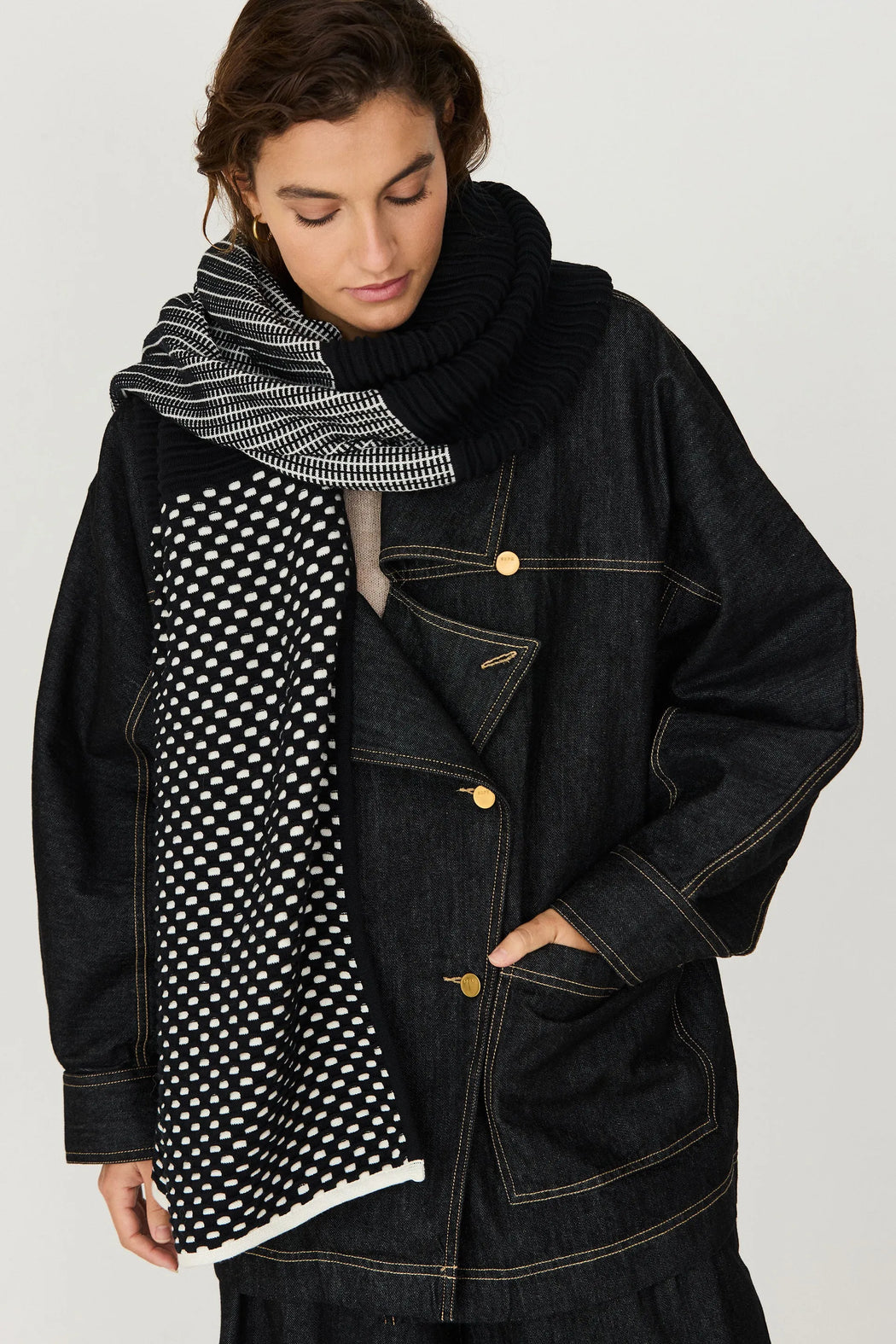 Belar Scarf von SKFK – Bild 4